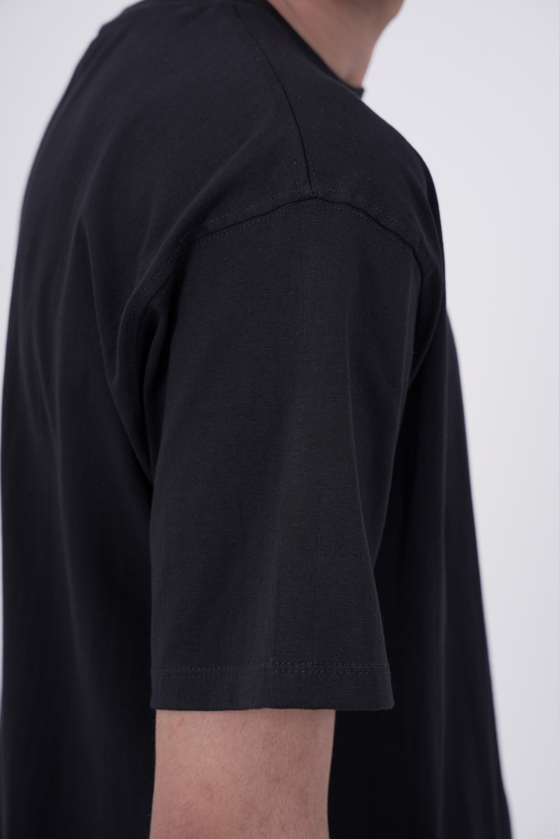 Black Oversized T-Shirt — Premium 210 GSM Super Combed Cotton