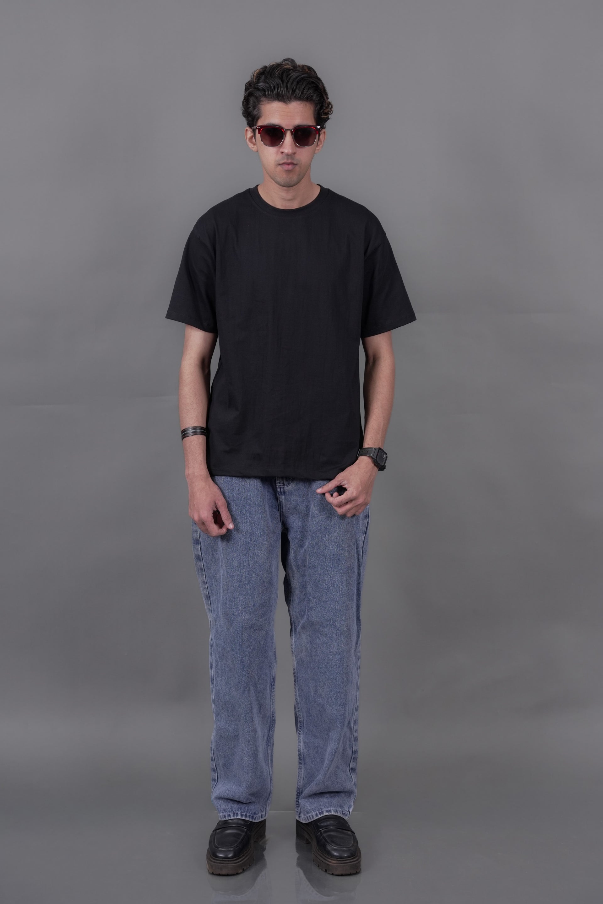 Black Oversized T-Shirt — Premium 210 GSM Super Combed Cotton