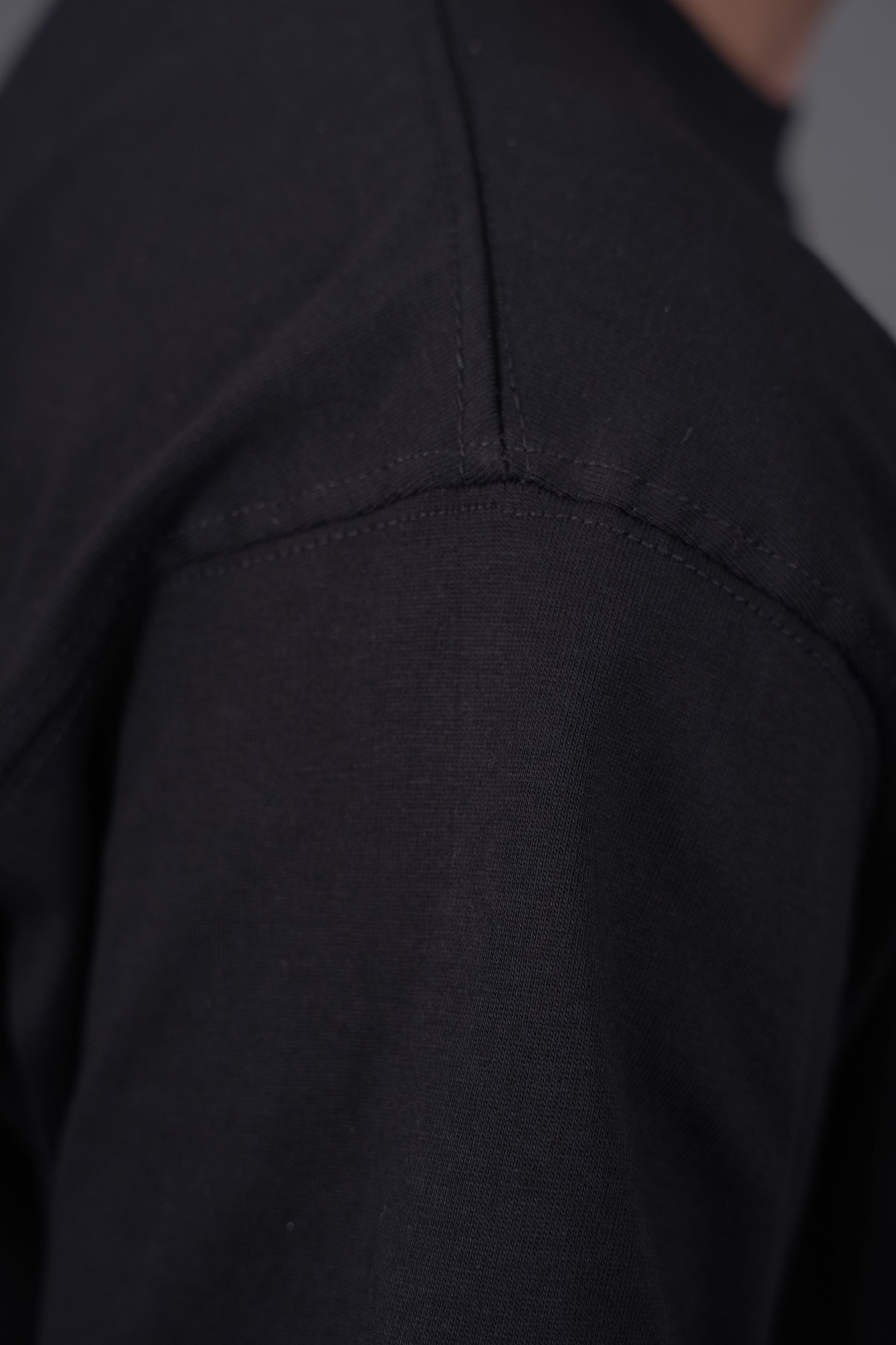 Black Oversized T-Shirt — Premium 210 GSM Super Combed Cotton