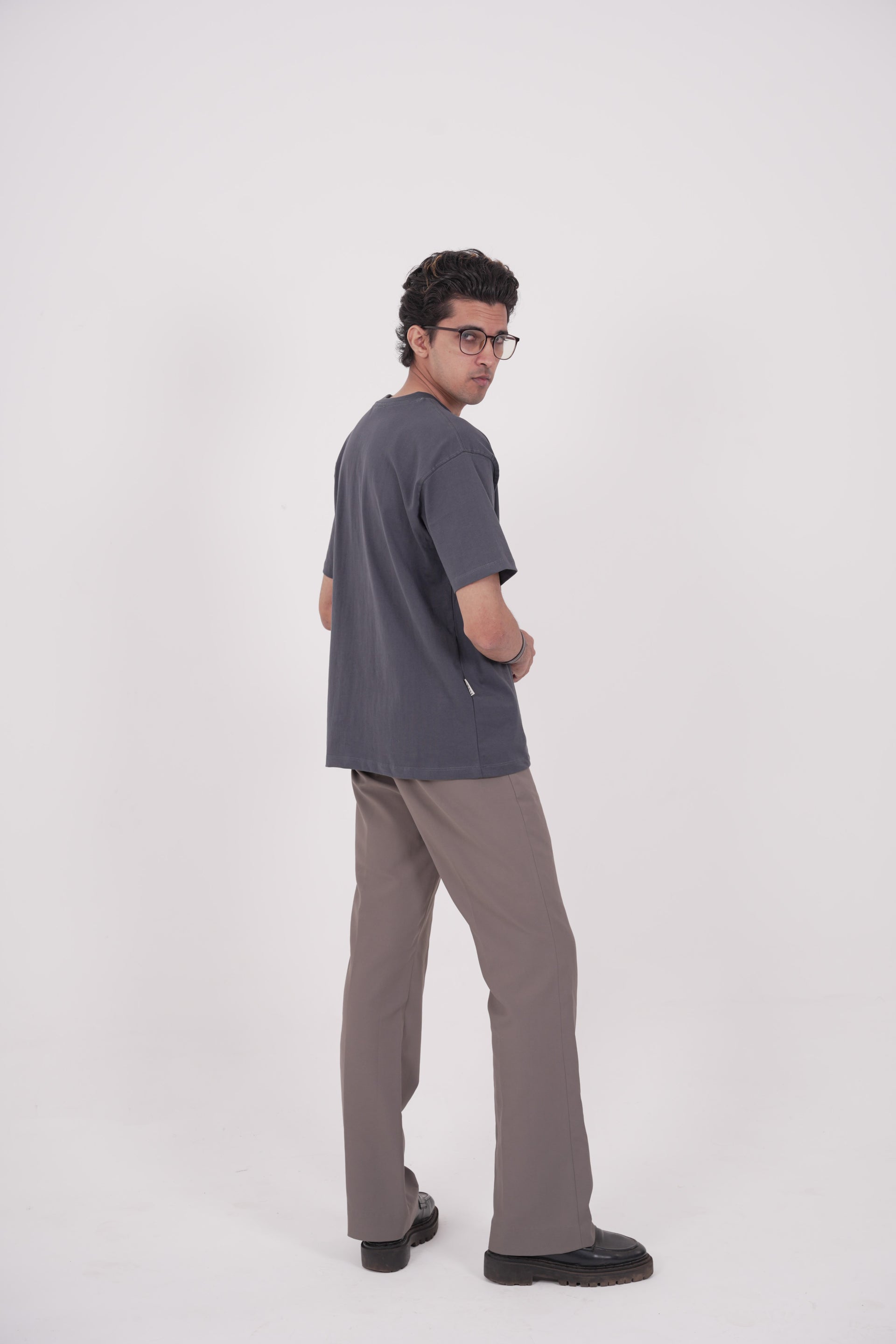 Charcoal Grey Oversized T-Shirt — Dark Minimal Premium Cotton